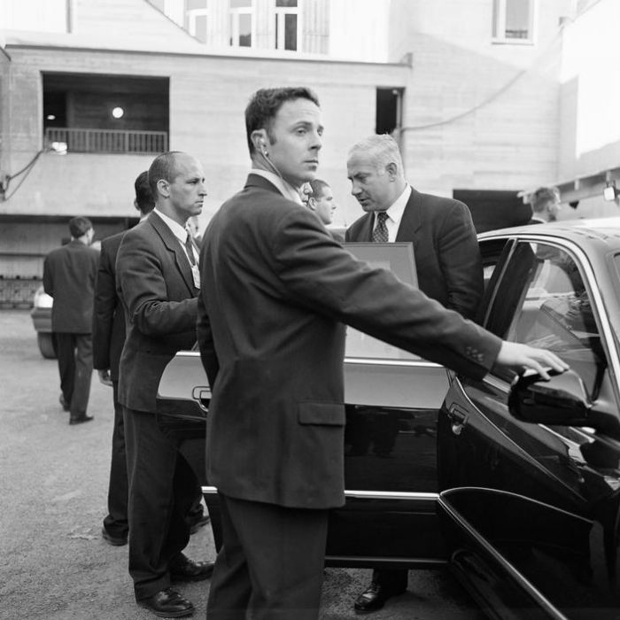 Охрана политиков: особенности и стратегии обеспечения личной безопасности